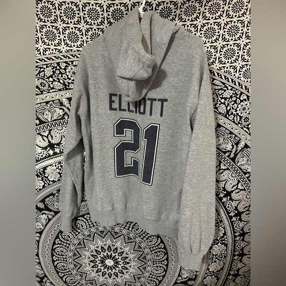 Elliott 21 Dallas Cowboys Hoodie Large Grey, Few times worn- in great condition - Picture 5 of 6